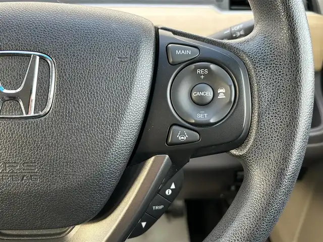 ホンダ フリード G ホンダセンシング 滋賀県 2016(平28)年 5.3万km クリスタルブラックパール 純正メーカーナビ【VXM-174VFi】/両側パワースライドドア/ビルトインETC/ドライブレコーダー/衝突軽減ブレーキ/横滑り防止装置/レーダクルーズコントロール/レーンキープアシスト/アイドリングストップ/バックカメラ/ステアリングスイッチ/ハンズフリー/ヘッドライトレベリング/電動格納ミラー/ECON/プッシュスタート/スマートキー/純正フロアマット/オートエアコン/LEDヘッドライト/ドアバイザー