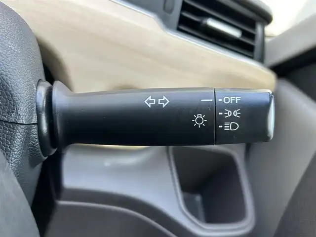 ホンダ フリード G ホンダセンシング 滋賀県 2016(平28)年 5.3万km クリスタルブラックパール 純正メーカーナビ【VXM-174VFi】/両側パワースライドドア/ビルトインETC/ドライブレコーダー/衝突軽減ブレーキ/横滑り防止装置/レーダクルーズコントロール/レーンキープアシスト/アイドリングストップ/バックカメラ/ステアリングスイッチ/ハンズフリー/ヘッドライトレベリング/電動格納ミラー/ECON/プッシュスタート/スマートキー/純正フロアマット/オートエアコン/LEDヘッドライト/ドアバイザー