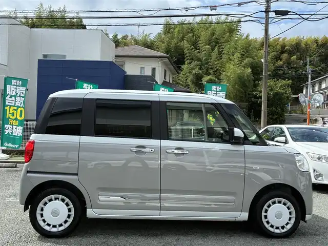 ダイハツ ムーヴ キャンバス ストライプス G 熊本県 2024(令6)年 0.5万km シャイニングホワイトパール/スムーズグレーマイカメタリック ワンオーナー/ディスプレイオーディオ/【CD/DVD/BT/AUX/USB】/全方位カメラ/衝突軽減ブレーキ/車線逸脱警報/パーキングセンサー/両側パワースライドドア/シートヒーター/ステアリングリモコン/アイドリングストップ/ＬＥＤオートライト/フォグランプ/電格式ミラー/社外フロアマット/電子パーキング/オートホールド/スマートキー/スペアキー/取扱説明書/保証書