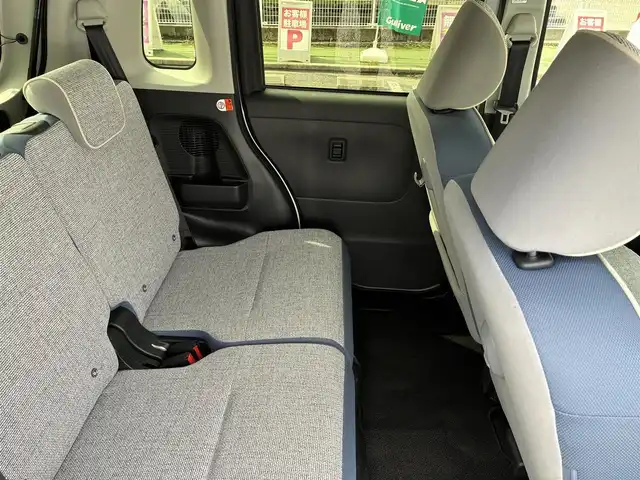 ダイハツ ムーヴ キャンバス ストライプス G 熊本県 2024(令6)年 0.5万km シャイニングホワイトパール/スムーズグレーマイカメタリック ワンオーナー/ディスプレイオーディオ/【CD/DVD/BT/AUX/USB】/全方位カメラ/衝突軽減ブレーキ/車線逸脱警報/パーキングセンサー/両側パワースライドドア/シートヒーター/ステアリングリモコン/アイドリングストップ/ＬＥＤオートライト/フォグランプ/電格式ミラー/社外フロアマット/電子パーキング/オートホールド/スマートキー/スペアキー/取扱説明書/保証書