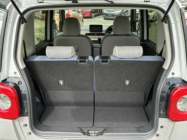 ダイハツ ムーヴ キャンバス ストライプス G 熊本県 2024(令6)年 0.5万km シャイニングホワイトパール/スムーズグレーマイカメタリック ワンオーナー/ディスプレイオーディオ/【CD/DVD/BT/AUX/USB】/全方位カメラ/衝突軽減ブレーキ/車線逸脱警報/パーキングセンサー/両側パワースライドドア/シートヒーター/ステアリングリモコン/アイドリングストップ/ＬＥＤオートライト/フォグランプ/電格式ミラー/社外フロアマット/電子パーキング/オートホールド/スマートキー/スペアキー/取扱説明書/保証書