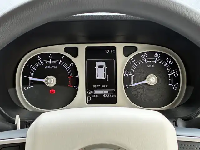 ダイハツ ムーヴ キャンバス ストライプス G 熊本県 2024(令6)年 0.5万km シャイニングホワイトパール/スムーズグレーマイカメタリック ワンオーナー/ディスプレイオーディオ/【CD/DVD/BT/AUX/USB】/全方位カメラ/衝突軽減ブレーキ/車線逸脱警報/パーキングセンサー/両側パワースライドドア/シートヒーター/ステアリングリモコン/アイドリングストップ/ＬＥＤオートライト/フォグランプ/電格式ミラー/社外フロアマット/電子パーキング/オートホールド/スマートキー/スペアキー/取扱説明書/保証書