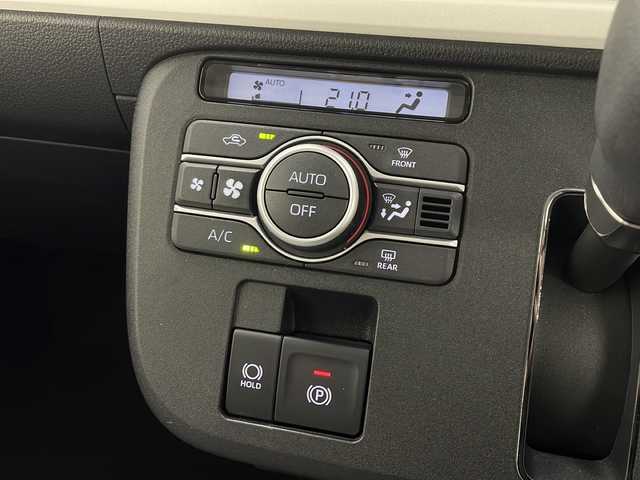 ダイハツ ムーヴ キャンバス ストライプス G 愛知県 2024(令6)年 0.5万km シャイニングホワイトパール/スムーズグレーマイカメタリック ワンオーナー/ディスプレイオーディオ/【CD/DVD/BT/AUX/USB】/全方位カメラ/衝突軽減ブレーキ/車線逸脱警報/パーキングセンサー/両側パワースライドドア/シートヒーター/ステアリングリモコン/アイドリングストップ/ＬＥＤオートライト/フォグランプ/電格式ミラー/社外フロアマット/電子パーキング/オートホールド/スマートキー/スペアキー/取扱説明書/保証書