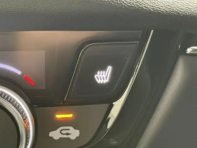 ホンダ ヴェゼル ハイブリッド e:HEV Z 大阪府 2025(令7)年 0.1千km クリスタルブラックパール 登録済未使用車 純正9incナビTV バックカメラ ハーフレザー シート＆ハンドルヒーター 電動リアゲート レーダークルコン 衝突軽減ブレーキ レーンアシスト ブラインドSM ダウンヒルアシスト 置き型充電