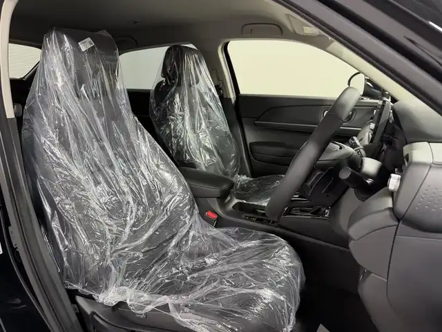 ホンダ ヴェゼル ハイブリッド e:HEV Z 大阪府 2025(令7)年 0.1千km クリスタルブラックパール 登録済未使用車 純正9incナビTV バックカメラ ハーフレザー シート＆ハンドルヒーター 電動リアゲート レーダークルコン 衝突軽減ブレーキ レーンアシスト ブラインドSM ダウンヒルアシスト 置き型充電