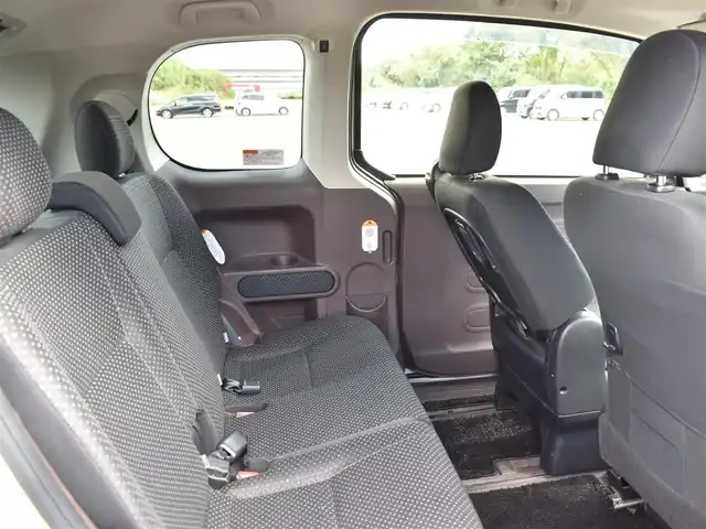 トヨタ ポルテ F 福岡県 2016(平28)年 5.2万km シルバーマイカM 純正メモリーナビ/フルセグTV/バックカメラ/左側パワースライドドア/プッシュスタート/スマートキー×2/アイドリングストップ/ステアリングリモコン/電動格納ミラー/ETC/取扱説明書/保証書