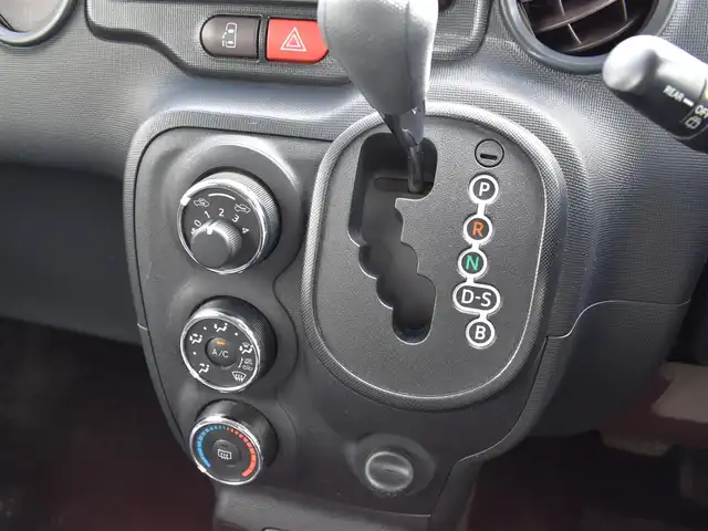 トヨタ ポルテ F 福岡県 2016(平28)年 5.2万km シルバーマイカM 純正メモリーナビ/フルセグTV/バックカメラ/左側パワースライドドア/プッシュスタート/スマートキー×2/アイドリングストップ/ステアリングリモコン/電動格納ミラー/ETC/取扱説明書/保証書