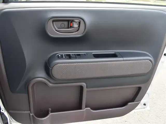 トヨタ ポルテ F 福岡県 2016(平28)年 5.2万km シルバーマイカM 純正メモリーナビ/フルセグTV/バックカメラ/左側パワースライドドア/プッシュスタート/スマートキー×2/アイドリングストップ/ステアリングリモコン/電動格納ミラー/ETC/取扱説明書/保証書