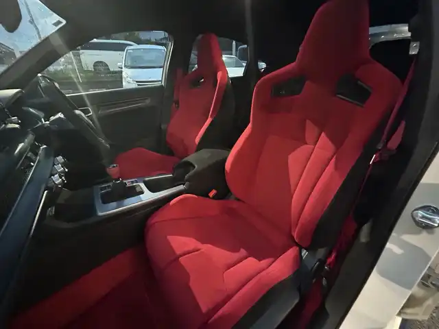 ホンダ シビック タイプR 愛知県 2024(令6)年 0.6万km チャンピオンシップホワイト 6MT ワンオーナー　ホンダセンシング　純正９型ディスプレイ（ナビ/スマホ連携/Bluetooth/USB/TV)　バックカメラ　ＥＴＣ2.0　タイプＲ専用リアスポイラー　ブレンボキャリパー　ブラインドスポットモニター　アダプティブクルーズコントロール　レーンアシスト LEDヘッドライト