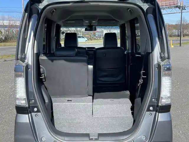 ホンダ Ｎ ＢＯＸ カスタム ターボ SSパッケージ 道央・札幌 2014(平26)年 8万km ポリッシュドメタルメタリック ４WD/社外メモリーナビ/CD/DVD/BT/フルセグ/シティブレーキアクティブシステム/横滑り防止装置/クルーズコントロール/バックカメラ/ETC/ECONモード/両側パワースライドドア/前席シートヒーター/レザー調シートカバー/革巻きステアリング/ステアリングリモコン/パドルシフト/プッシュスタート/スマートキー/HIDヘッドライト/オートライト/フォグランプ/電動格納ミラー/ヒーテッドドアミラー/ウィンカーミラー/純正フロアマット/ドアバイザー/社外エンジンスターター