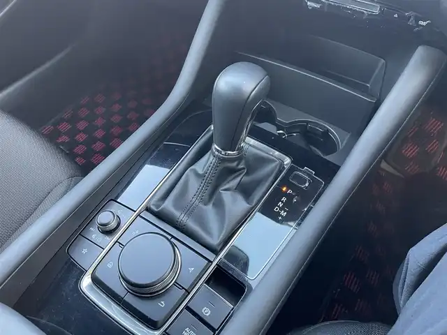 マツダ マツダ３ファストバック XD プロアクティブ ツーリングS 島根県 2019(令1)年 4万km ソウルレッドクリスタルM 登録時走行距離39922km/ワンオーナー/保証書/取扱説明書/純正ナビ（フルセグTV・Bluetooth・CD・DVD・FM・AM）/バックカメラ/前後コーナーセンサー/前席シートヒーター/ステアリングヒーター/衝突被害軽減システム/レーダークルーズコントロール/前後ドライブレコーダー/社外デジタルインナーミラー/ETC/純正AW