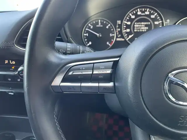 マツダ マツダ３ファストバック XD プロアクティブ ツーリングS 島根県 2019(令1)年 4万km ソウルレッドクリスタルM 登録時走行距離39922km/ワンオーナー/保証書/取扱説明書/純正ナビ（フルセグTV・Bluetooth・CD・DVD・FM・AM）/バックカメラ/前後コーナーセンサー/前席シートヒーター/ステアリングヒーター/衝突被害軽減システム/レーダークルーズコントロール/前後ドライブレコーダー/社外デジタルインナーミラー/ETC/純正AW