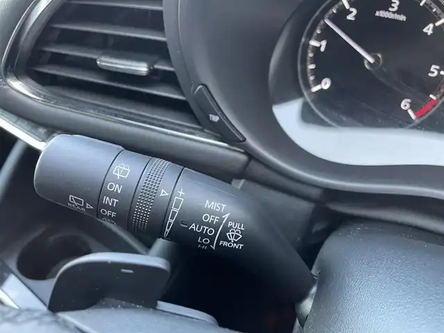 マツダ マツダ３ファストバック XD プロアクティブ ツーリングS 島根県 2019(令1)年 4万km ソウルレッドクリスタルM 登録時走行距離39922km/ワンオーナー/保証書/取扱説明書/純正ナビ（フルセグTV・Bluetooth・CD・DVD・FM・AM）/バックカメラ/前後コーナーセンサー/前席シートヒーター/ステアリングヒーター/衝突被害軽減システム/レーダークルーズコントロール/前後ドライブレコーダー/社外デジタルインナーミラー/ETC/純正AW