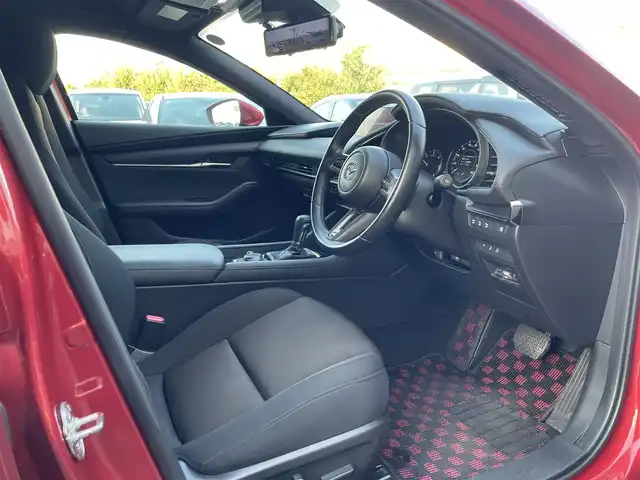 マツダ マツダ３ファストバック XD プロアクティブ ツーリングS 島根県 2019(令1)年 4万km ソウルレッドクリスタルM 登録時走行距離39922km/ワンオーナー/保証書/取扱説明書/純正ナビ（フルセグTV・Bluetooth・CD・DVD・FM・AM）/バックカメラ/前後コーナーセンサー/前席シートヒーター/ステアリングヒーター/衝突被害軽減システム/レーダークルーズコントロール/前後ドライブレコーダー/社外デジタルインナーミラー/ETC/純正AW