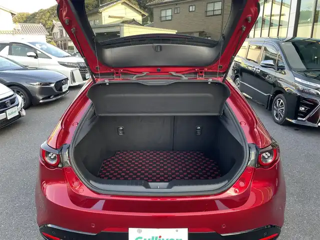 マツダ マツダ３ファストバック XD プロアクティブ ツーリングS 島根県 2019(令1)年 4万km ソウルレッドクリスタルM 登録時走行距離39922km/ワンオーナー/保証書/取扱説明書/純正ナビ（フルセグTV・Bluetooth・CD・DVD・FM・AM）/バックカメラ/前後コーナーセンサー/前席シートヒーター/ステアリングヒーター/衝突被害軽減システム/レーダークルーズコントロール/前後ドライブレコーダー/社外デジタルインナーミラー/ETC/純正AW