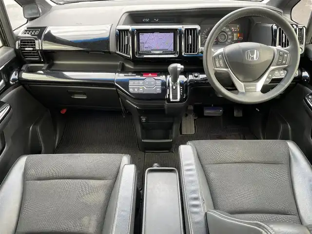 ホンダ ステップワゴン スパーダ Z クールスピリット 長野県 2014(平26)年 10.7万km プレミアムスパークルブラックパール ワンオーナー/カロッツェリアナビ/ワンセグテレビ/AM/FM/Bluetooth/バックカメラ/アイドリングストップ/両側パワースライドドア/ETC/フォグランプ/純正フロアマット/クルーズコントロール/ドアバイザー/4WD/パワーウィンドウ/ノーマルタイヤ有