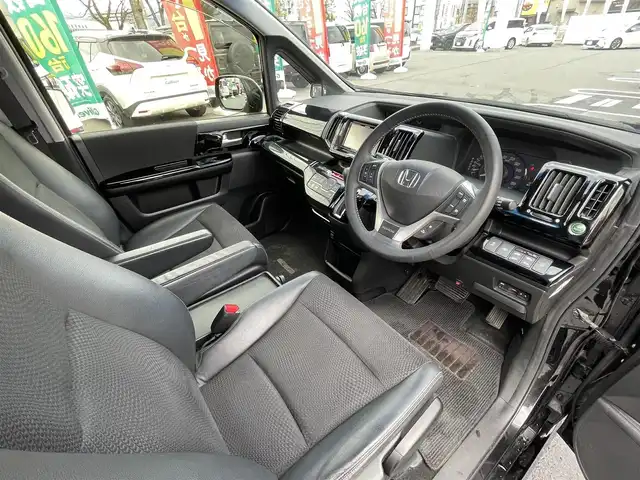 ホンダ ステップワゴン スパーダ Z クールスピリット 長野県 2014(平26)年 10.7万km プレミアムスパークルブラックパール ワンオーナー/カロッツェリアナビ/ワンセグテレビ/AM/FM/Bluetooth/バックカメラ/アイドリングストップ/両側パワースライドドア/ETC/フォグランプ/純正フロアマット/クルーズコントロール/ドアバイザー/4WD/パワーウィンドウ/ノーマルタイヤ有