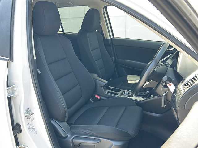 マツダ ＣＸ－５ XD プロアクティブ 埼玉県 2016(平28)年 10.2万km クリスタルホワイトパールマイカ (株)IDOMが運営する【じしゃロン熊谷店】の自社ローン専用車両になりますこちらは現金またはオートローンご利用時の価格です。自社ローンご希望の方は別途その旨お申付け下さい/純正ＳＤナビ/（フルセグTV/Bluetooth/CD/DVD/AM/FM）/ETC/バックカメラ/レーダークルーズコントロール/アイドリングストップ/レーンキープアシスト/LEDオートヘッドライト/電動パーキングブレーキ/USB/AUX端子/前後コーナーセンサー/MTモード付AT/ウインカーミラー/フォグランプ/純正フロアマット/車両・ナビ取扱説明書/保証書