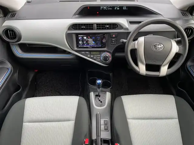 トヨタ アクア S 岩手県 2014(平26)年 12.5万km ディープアメジストマイカメタリック 横滑り防止装置/社外メモリナビ/　　CD/DVD/BT/フルセグTV/バックカメラ/オートライト/純正１５インチアルミホイール/オートエアコン/アイドリングストップ/スマートキー/ETC