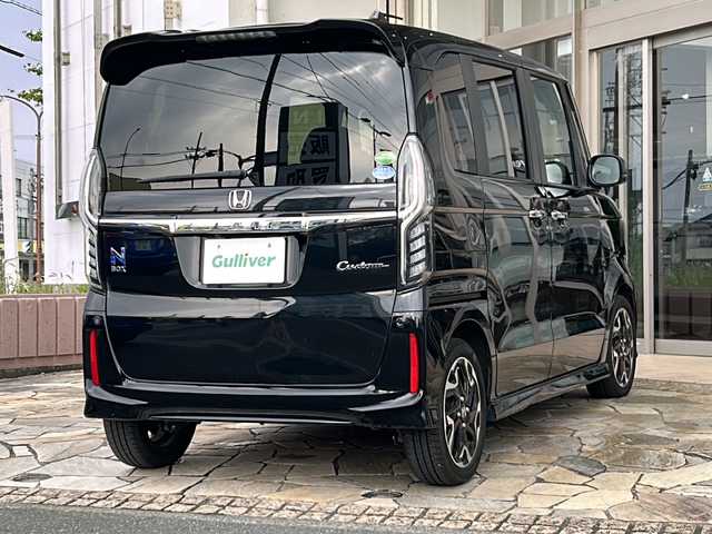 ホンダ Ｎ ＢＯＸ カスタム G L ターボ ホンダセンシング 静岡県 2019(令1)年 5.2万km クリスタルブラックパール 純正SDナビ/・CD/・DVD/・フルセグTV/・Bluetooth/・USB/・AM/・FM/主要装備/・ホンダセンシング/・衝突軽減/・レーンキープ/・追従クルコン/・コーナーセンサー/・両側パワスラ/・バックカメラ/・ETC/・ドラレコ/・LEDヘッドライト/・オートハイビーム/・純正アルミホイール