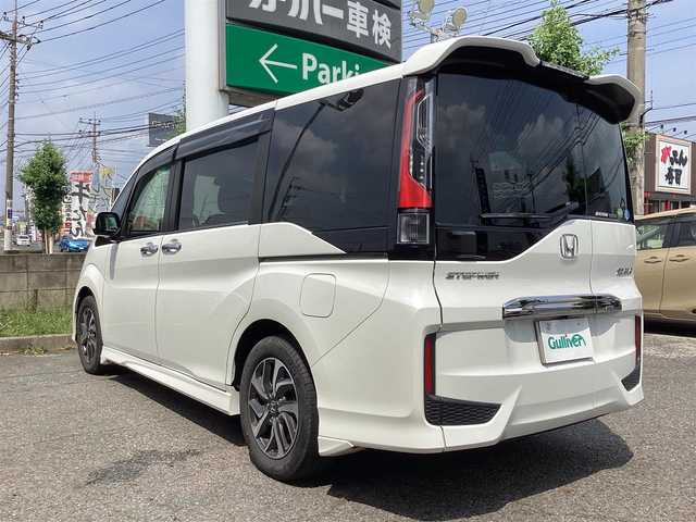 ホンダ ステップワゴン スパーダ 栃木県 2016(平28)年 11.5万km ホワイトオーキッドパール  カロッツェリアナビ(AVIC-RL901)/ フルセグテレビ/ バックカメラ/ Bluetoothオーディオ/ カロッツェリアフリップダウンモニター/ クルーズコントロール/ ドアバイザー/ プッシュスタート/ 片側パワースライドドア/ ETC/ LEDヘッドライト/ フォグライト