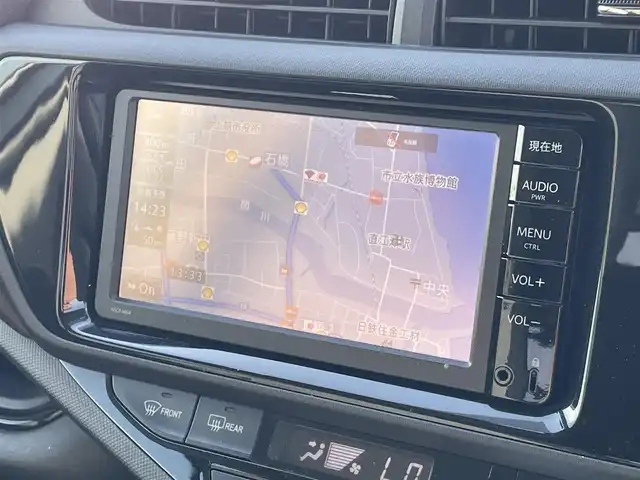 トヨタ アクア G 新潟県 2015(平27)年 7.1万km シルバーM 純正SDナビ(NSCP-W64)/CD/BT/ワンセグテレビ/バックカメラ/ETC/クルーズコントロール/ステアリングスイッチ/リモコンキー /純正15インチアルミホイール/社外15インチAW冬タイヤ車載