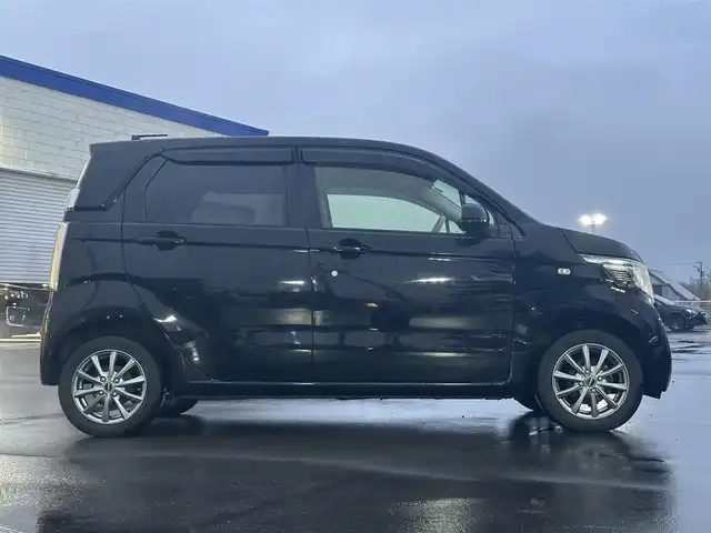 ホンダ Ｎ ＷＧＮ G 道北・旭川 2015(平27)年 4.8万km スマートブラック (株)IDOMが運営する【じしゃロン旭川店】の自社ローン対象車両になります。こちらは現金ご利用時の価格です。/自社ローンご希望の方は別途その旨お申付け下さい/　/・純正ナビ(CD/DVD/BT/SD/フルセグ)/・両席シートヒーター/・アイドリングストップ/・横滑り防止装置/・電動格納ミラー/・ワイパーデアイサー/・リアデフォッガー/・プッシュスタート/・スマートキー2個/・現車装着 社外AW165/65R14/・積込スタッドレス SW165/65R14