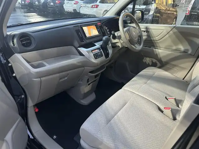 ホンダ Ｎ ＷＧＮ G 道北・旭川 2015(平27)年 4.8万km スマートブラック (株)IDOMが運営する【じしゃロン旭川店】の自社ローン対象車両になります。こちらは現金ご利用時の価格です。/自社ローンご希望の方は別途その旨お申付け下さい/　/・純正ナビ(CD/DVD/BT/SD/フルセグ)/・両席シートヒーター/・アイドリングストップ/・横滑り防止装置/・電動格納ミラー/・ワイパーデアイサー/・リアデフォッガー/・プッシュスタート/・スマートキー2個/・現車装着 社外AW165/65R14/・積込スタッドレス SW165/65R14