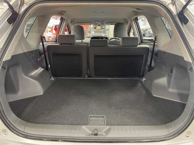 トヨタ プリウス α S 神奈川県 2012(平24)年 10.2万km シルバーM (株)IDOMが運営する【じしゃロン相模原店】の自社ローン対象車両になります。こちらは現金ご利用時の価格です。自社ローンご希望の方は別途その旨お申付け下さい。/純正メモリナビ/TV/AAC/プッシュスタート/スマートキー/ヘッドライトレベライザー/オートライト/Fフォグ/ETC/純正ドアバイザー/フロアマット/取説書/ナビ取説書/スペアキー