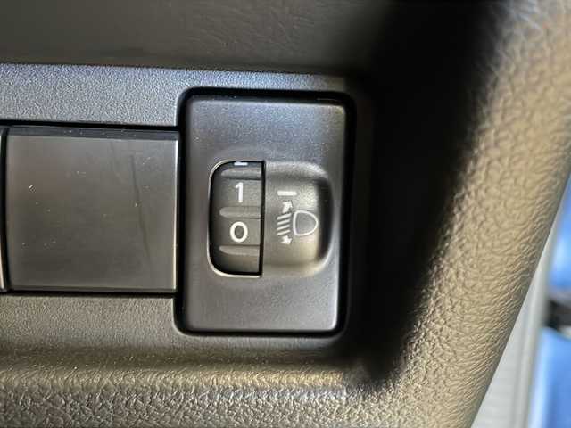 スズキ スペーシア カスタム HYBRID XS ターボ 福井県 2024(令6)年 0.1万km インディゴブルーメタリック 純正9インチメモリーナビ/フルセグTV/全方位モニター/セーフティサポート/・アダプティブクルーズコントロール/・ハイビームアシスト/・ヘッドアップディスプレイ/・デュアルセンサーブレーキサポート/・低速時ブレーキサポート/・車線維持支援機能/・標識認識機能/・発進お知らせ機能/ステアリングヒーター/シートヒーター/パワースライドドア/オートライト/LEDヘッドライト/純正15インチアルミホイール/MTモード付AT/純正フロアマット