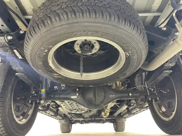 トヨタ ハイラックス Z GRスポーツ 神奈川県 2023(令5)年 1.1万km スーパーホワイトⅡ 4WD/純正8型ナビ（ディスプレイオーディオ　ナビ機能）/AM　FM　Bluetooth　Miracast　AppleCarPlay/パノラミックビューモニター/セーフティ・サポートカー/レーダークルーズコントロール/GRステアリング/GRハーフレザーシート/GRフロアマット/パドルシフト/LDA/PCS/RSA/先行車発進告知機能/DAC/純正ツィーター/ハードトノカバー/ドアバイザー