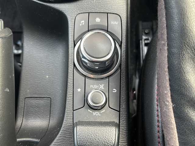 マツダ ＣＸ－３ XD ツーリング 福岡県 2016(平28)年 8.5万km セラミックM ディーゼルターボ/純正ナビ/【AM/FM/CD/DVD/Bluetooth/フルセグTV】/バックカメラ/ETC/AAC/パドルシフト/スマートシティブレーキサポート/ブラインドスポットモニター/オートワイパー/オートライト/ハーフレザーシート/純正フロアマット/純正18インチアルミホイール/ドアバイザー/スマートキー×2