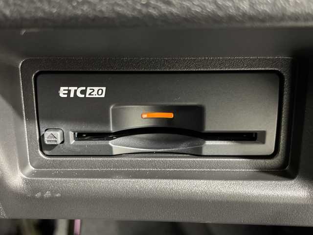 日産 セレナ e－パワー ハイウェイスター V 神奈川県 2025(令7)年 0.1千km パール 登録済未使用車/純正DA・12.3型/（HDMI/TV/AM/FM）/360度セーフティアシスト/純正フリップダウンモニター/両側パワースライドドア/プロパイロット/追従クルコン/ブラインドスポットモニター（BSM）/ETC2.0/純正ドラレコ（前後）/ステアリングスイッチ/デジタルインナーミラー/電動パーキングブレーキ/ブレーキオートホールド/プッシュスタート/スマートキー/スペアキー/取扱説明書/保証書/LEDヘッドライト/オートライト/オートマチックハイビーム/純正16インチAW/電動格納ミラー/安全装備/インテリジェントエマージェンシーブレーキ/前方衝突予測警報/車線逸脱防止支援システム/後側方衝突防止支援システム/後側方車両検知警報/ふらつき警報/衝突回避ステアリングアシスト/車線逸脱警報/後退時車両検知警報/踏み間違い衝突防止アシスト/標識検知機能