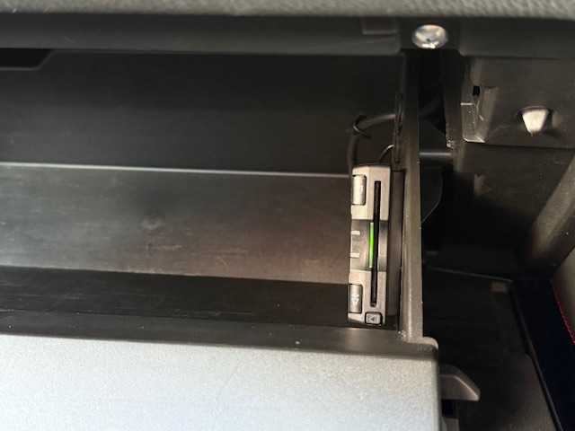 トヨタ ８６ GT 大阪府 2012(平24)年 3.4万km クリスタルブラックシリカ /禁煙車//ディーラーOPSDナビ【NSZT-W62G】//フルセグTV・bluetooth・CD・DVD・SD//ETC//社外ドラレコ（デジタインナーミラー一体型）/【DC204】//本革巻きステアリング//アルミペダル//スマートキー//プッシュスタート//フロントカナード//カーボンドアハンドルカバー//HIDヘッドライト//LEDポジションランプ//純正１７AW//スペアキー//取扱説明書