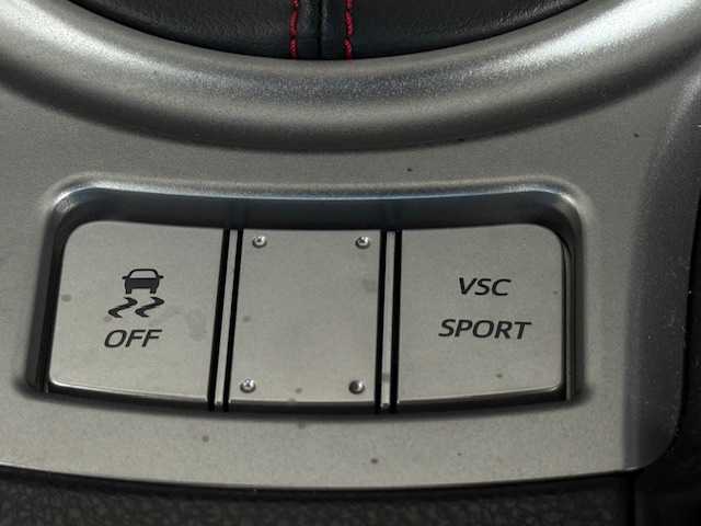 トヨタ ８６ GT 大阪府 2012(平24)年 3.4万km クリスタルブラックシリカ /禁煙車//ディーラーOPSDナビ【NSZT-W62G】//フルセグTV・bluetooth・CD・DVD・SD//ETC//社外ドラレコ（デジタインナーミラー一体型）/【DC204】//本革巻きステアリング//アルミペダル//スマートキー//プッシュスタート//フロントカナード//カーボンドアハンドルカバー//HIDヘッドライト//LEDポジションランプ//純正１７AW//スペアキー//取扱説明書