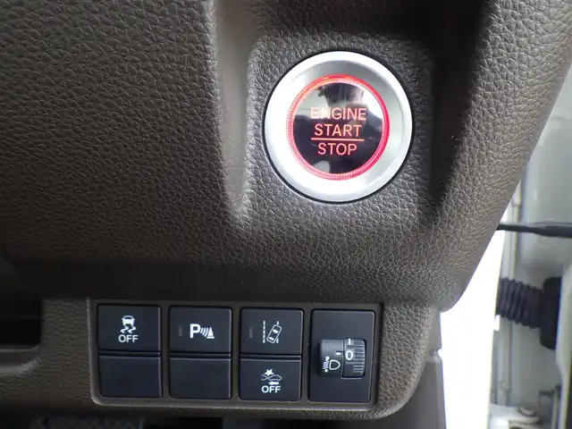 ホンダ Ｎ ＷＧＮ G ホンダセンシング 千葉県 2020(令2)年 3.7万km プラチナホワイトパール ホンダセンシング/・衝突軽減ブレーキ（CMBS）/・車線維持支援システム（LKAS）/・アダプティブクルーズコントロール（ACC）/・後方誤発進抑制機能/・誤発進抑制機能/社外メモリーナビ/【CD再生機能　Bluetooth接続】/ETC/リアコーナーセンサー/サイド/カーテンエアバッグ/Honda スマートキー