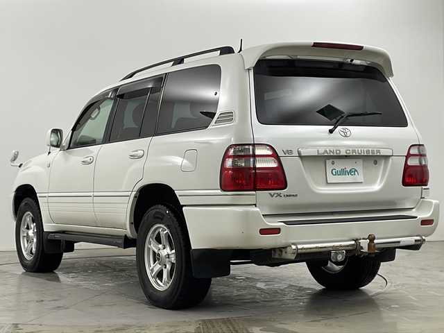 トヨタ ランドクルーザー VX－LTD 道央・札幌 2005(平17)年 14.5万km ホワイトパールクリスタルシャイン ・4WD/・サンルーフ/・純正マルチDVD ナビ　　CD/MD/AM/FM/・バックカメラ/・クルーズコントロール/・社外LEDライト/・オートライト/・リモコンキー/・センターデフロック/・ヘッドライトウォッシャー/・ETC