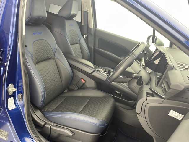 日産 ノート オーテック 沖縄県 2021(令3)年 5.5万km オーロラフレアブルーパール 純正オプションナビ/(フルセグTV、Bluetooth、CD、DVD、USB)/アラウンドビューモニター/デジタルインナーミラー/ＥＴＣ２．０/純正ドライブレコーダー(DH5-S)/エマージェンシーブレーキ/プロパイロット/ＬＥＤヘッドライト/オートライト/ハーフレザーシート/シートヒーター/純正16インチアルミホイール/純正フロアマット/クリアランスソナー