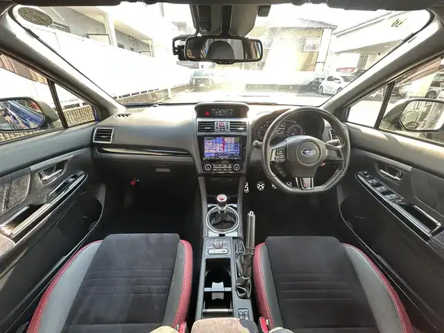 スバル ＷＲＸ ＳＴＩ STI タイプS 愛知県 2017(平29)年 4.6万km WRブルーパール 社外ナビ(AM/FM/CD/DVD/BT/フルセグ)/4WD/ステアリング連動ヘッドランプ/スバルリヤビークルディテクション/フロントビューモニタ/サイドビューモニタ/ハーフレザーシート/シートヒーター/パワーシート/STIエアロ（フロント／サイド／リア）/ETC/自動防眩ミラー/前後ドライブレコーダー/純正19インチアルミ/オートライト/オートハイビーム/スマートキー/取説／保証書/スペアキー