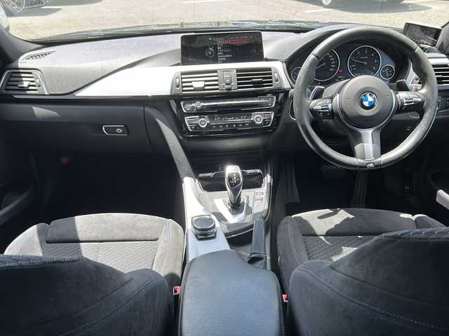 ＢＭＷ ３２０ｄ Mスポーツ 岐阜県 2016(平28)年 10.4万km ヘレスブラックM 登録時走行距離103318km/純正ＳＤナビ　/前後ドライブレコーダー　/バックカメラ　/レーザーツインレシーバー/レーダークルーズコントロール　/コーナーセンサー　/レーンキープアシスト/横滑り防止装置/アイドリングストップ/純正１８インチアルミホイール　/ＬＥＤヘッドライト　/オートライト　/ターボ　/スペアキー　/プッシュスタート/ウィンカーミラー/フロアマット