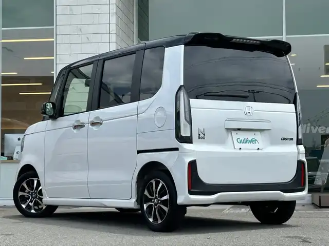 ホンダ Ｎ ＢＯＸ カスタム コーディネートスタイル 兵庫県 2024(令6)年 0.6万km パールⅡ 純正9インチナビ/Bluetooth/フルセグテレビ/CD/DVD再生機能/バックカメラ/ビルトインETC/ドライブレコーダー/前席シートヒーター/両側パワースライドドア/本革巻ステアリング/ホンダセンシング/ヘッドライトレベライザー