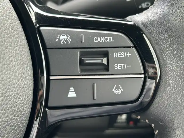 ホンダ Ｎ ＢＯＸ カスタム コーディネートスタイル 兵庫県 2024(令6)年 0.6万km パールⅡ 純正9インチナビ/Bluetooth/フルセグテレビ/CD/DVD再生機能/バックカメラ/ビルトインETC/ドライブレコーダー/前席シートヒーター/両側パワースライドドア/本革巻ステアリング/ホンダセンシング/ヘッドライトレベライザー