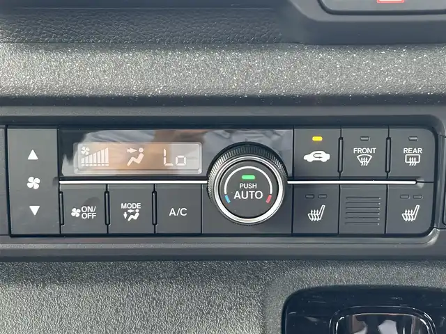 ホンダ Ｎ ＢＯＸ カスタム コーディネートスタイル 兵庫県 2024(令6)年 0.6万km パールⅡ 純正9インチナビ/Bluetooth/フルセグテレビ/CD/DVD再生機能/バックカメラ/ビルトインETC/ドライブレコーダー/前席シートヒーター/両側パワースライドドア/本革巻ステアリング/ホンダセンシング/ヘッドライトレベライザー