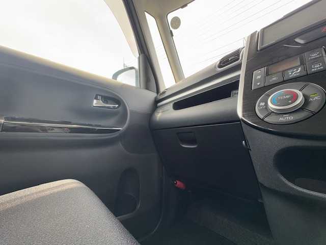 ダイハツ タント X VS SAⅢ 静岡県 2019(令1)年 4.4万km レーザーブルークリスタルシャイン ●純正ナビ/(フルセグ/CD/DVD/Bluetooth)/(NMZK-W69D)/●運転席シートヒーター/●全方位カメラ/●衝突被害軽減システム/●レーンキープアシスト/●LEDライト/●オートライト/●オートマチックハイビーム/●ステアリングスイッチ/●ETC/●両側パワースライドドア/●電動格納ミラー/●ドアバイザー/●純正フロアマット/●純正14インチアルミホイール/●ダブルSRS＋ABS