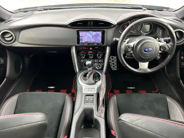 スバル ＢＲＺ GT 愛知県 2016(平28)年 3.4万km クリスタルホワイトP STiエアロ/リアスポイラー/bremboキャリパー/TEIN車高調（純正積込）/STiスポーツマフラー/STiタワーバー/17インチ10本スポークアルミホイール/純正7インチナビ/（フルセグ、バックカメラ、Bluetooth、DVD）/ETC/ドライブレコーダー/前席シートヒーター/BRZ刺繍アルカンターラコンビシート/スピンターンノブ/クルーズコントロール