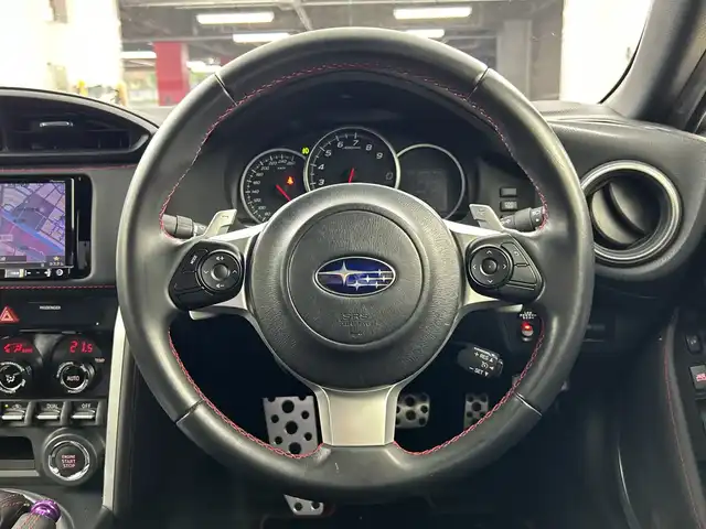 スバル ＢＲＺ GT 愛知県 2016(平28)年 3.4万km クリスタルホワイトP STiエアロ/リアスポイラー/bremboキャリパー/TEIN車高調（純正積込）/STiスポーツマフラー/STiタワーバー/17インチ10本スポークアルミホイール/純正7インチナビ/（フルセグ、バックカメラ、Bluetooth、DVD）/ETC/ドライブレコーダー/前席シートヒーター/BRZ刺繍アルカンターラコンビシート/スピンターンノブ/クルーズコントロール