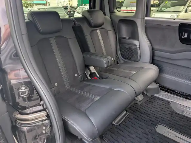 ホンダ Ｎ ＢＯＸ カスタム EX ターボ 埼玉県 2023(令5)年 0.5万km プレミアムベルベットパープル・パール ワンオーナー/ターボ搭載車/レーダークルーズコントロール/衝突被害軽減ブレーキ/バックカメラ/コーナーセンサー/両側パワースライドドア/純正ナビ・オーディオ（Gathers）/型番：VXM-234VFi/（フルセグTV/BT/CD/DVD/FM/AM）/純正ドラレコ（前後）/ビルトンETC/パドルシフト/ステアリングリモコン/ハーフレザーシート/電子ブレーキ/オートHOLD機能/ヘッドライトレベライザー/プッシュスタート/ドアバイザー/スマートキー（スペアキーあり）/車両取説、ナビ取説あり/電動格納ミラー