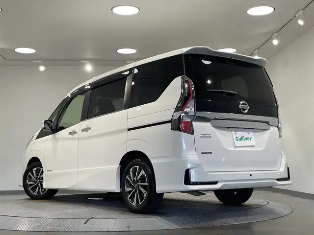 日産 セレナ ハイウェイスター V 愛知県 2022(令4)年 3万km ブリリアントホワイトパール 純正10インチナビ（Bluetooth/フルセグTV/CD/DVD/SD）/プロパイロット　/衝突軽減システム　/両側電動スライドドア　/ＥＴＣ　/バックカメラ　/ドライブレコーダー　/ブラインドスポットモニター　/前後コーナーセンサー　/レーンキープアシスト/プッシュスタート/USB接続/スマートキー/スペアキー/アイドリングストップ/純正16インチアルミホイール/オートライト