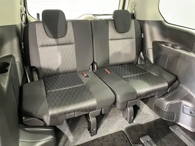 日産 セレナ ハイウェイスター V 愛知県 2022(令4)年 3万km ブリリアントホワイトパール 純正10インチナビ（Bluetooth/フルセグTV/CD/DVD/SD）/プロパイロット　/衝突軽減システム　/両側電動スライドドア　/ＥＴＣ　/バックカメラ　/ドライブレコーダー　/ブラインドスポットモニター　/前後コーナーセンサー　/レーンキープアシスト/プッシュスタート/USB接続/スマートキー/スペアキー/アイドリングストップ/純正16インチアルミホイール/オートライト