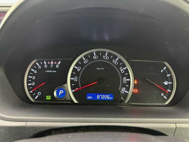 トヨタ ヴォクシー ZS 煌 兵庫県 2015(平27)年 8.8万km ホワイトパールクリスタルシャイン 社外9インチナビ/フルセグ CD DVD BT MSV/バックカメラ/両側パワースライドドア/ALPINEフリップダウンモニター/社外ドライブレコーダー/ETC/LEDヘッドライト/フォグライト/オートライト/純正16インチアルミホイール/アイドリングストップ/スマートキー